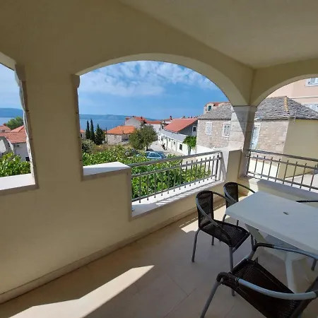 Apartments Gojevic Bol Exterior photo