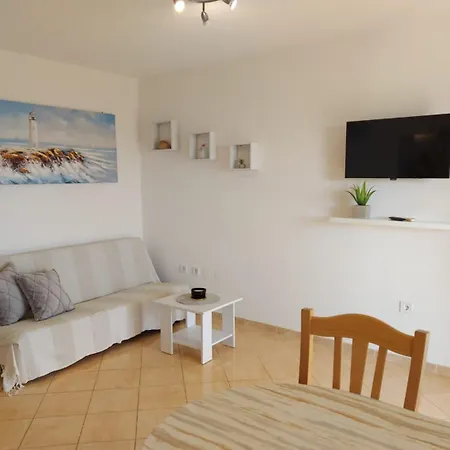 Apartments Gojevic Bol Exterior photo
