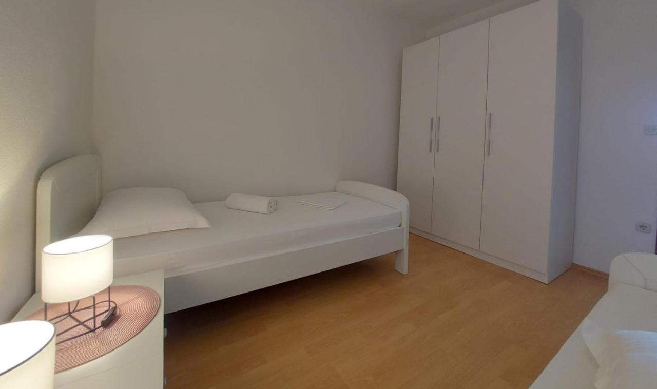 Gojevic Apartamento Bol
